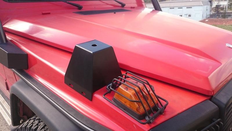 Mercedes Benz G Class Antenna Auxiliary Lamp Holder